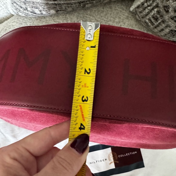 Tommy Hilfiger collection 100% suede bag - Picture 2 of 16